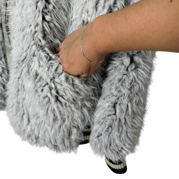 Free People | Fluffy Dolman Faux Fur Jacket XS/S - Picture 9 of 13